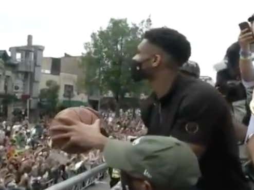 Giannis Can't Miss Anymore - Trolls Every Fan Base By Launching A Free Throw Into The Crowd From The Parade Bus