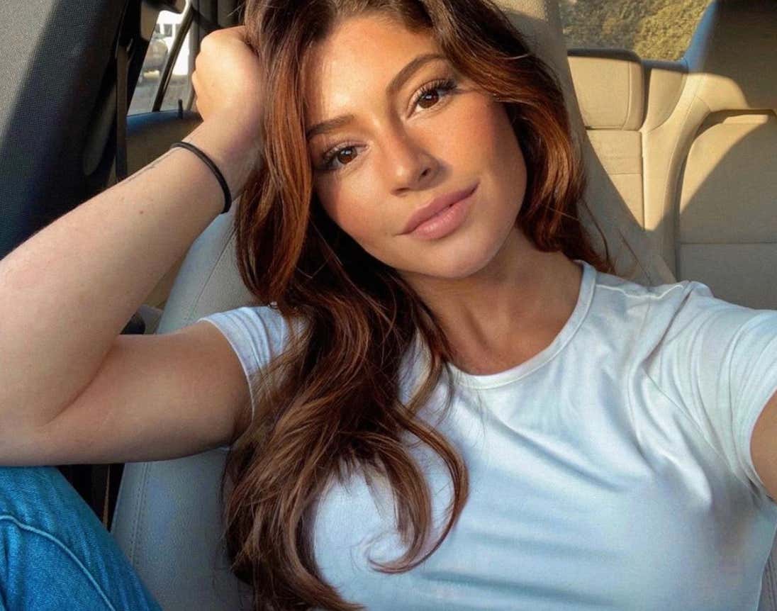 Barstool Local Smokeshow Of The Day - Sam From Boston_img_8