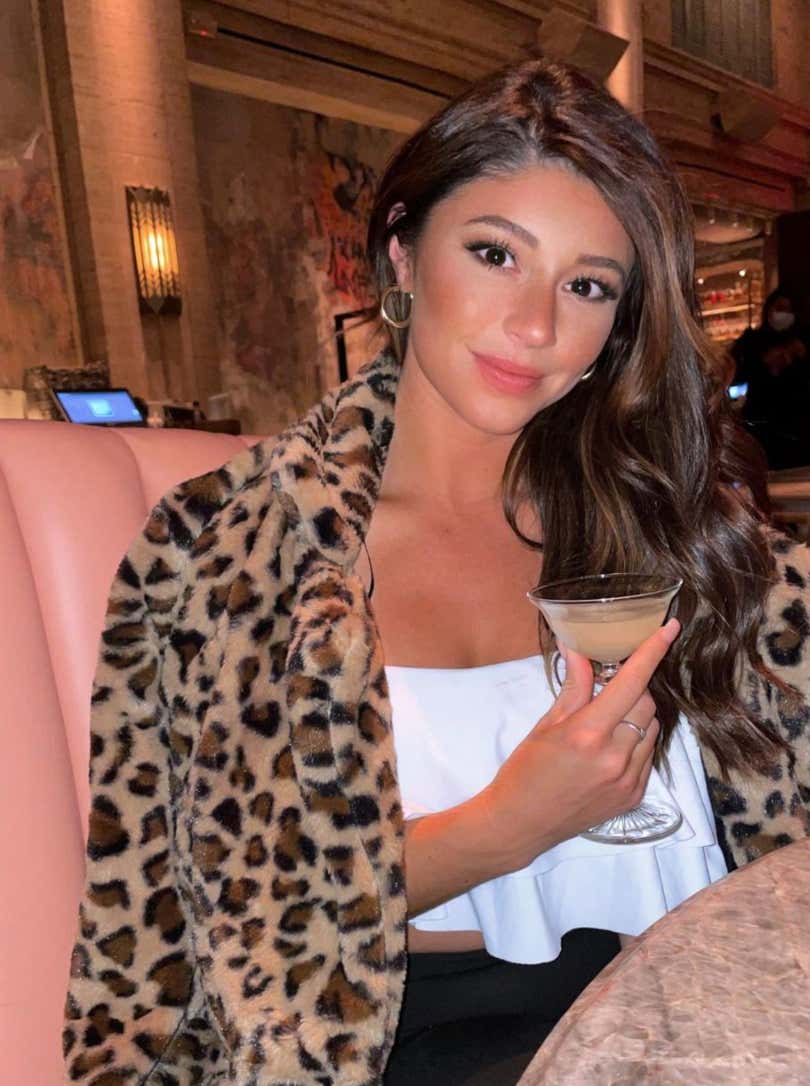 Barstool Local Smokeshow Of The Day - Sam From Boston_img_7