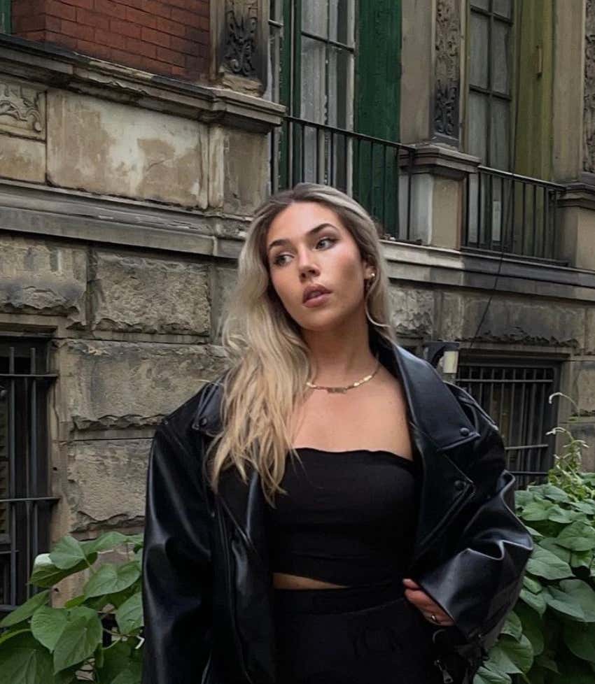 Barstool Local Smokeshow Of The Day - Liv From Boston_img_16