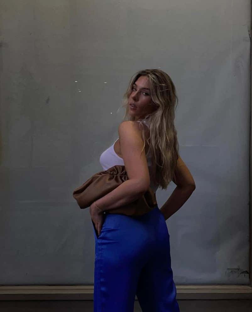 Barstool Local Smokeshow Of The Day - Liv From Boston_img_15