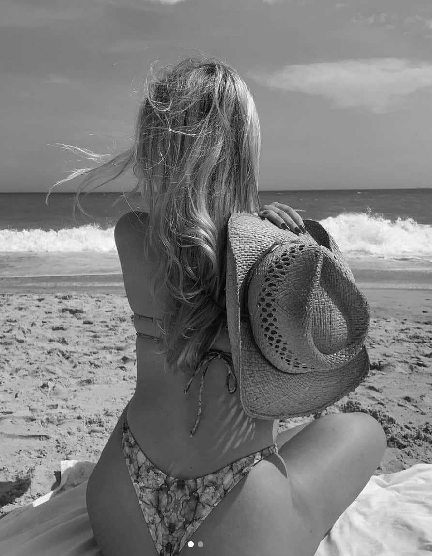 Barstool Local Smokeshow Of The Day - Liv From Boston_img_12