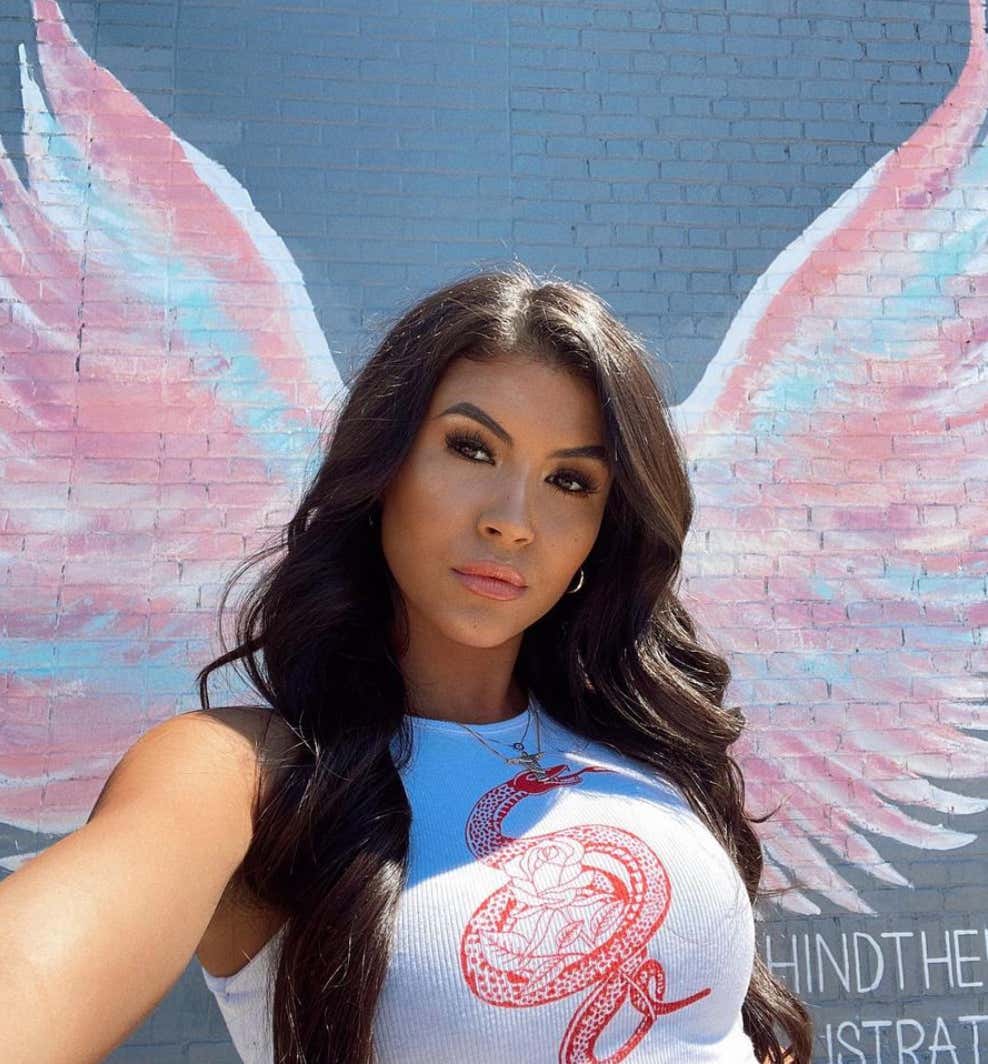 Barstool Local Smokeshow Of The Day - Bianca From Boston_img_5