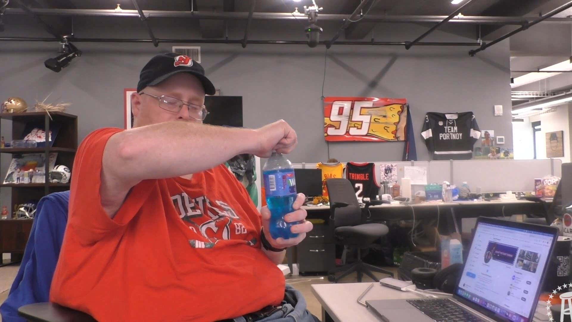 Tank's Taste Test Welch's Blueberry Soda