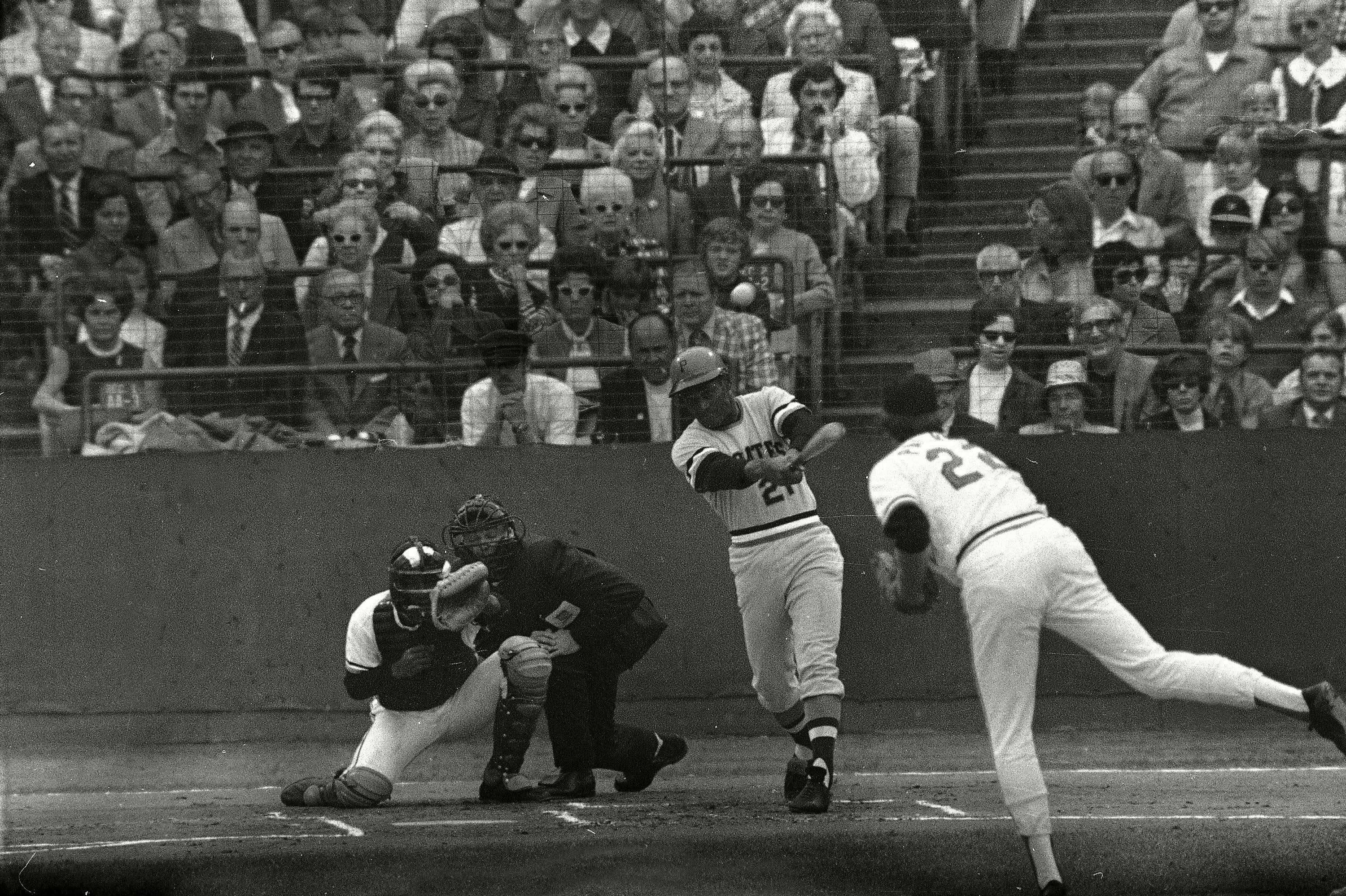 On This Date in Sports October 17, 1971: Roberto Clemente's Showcase