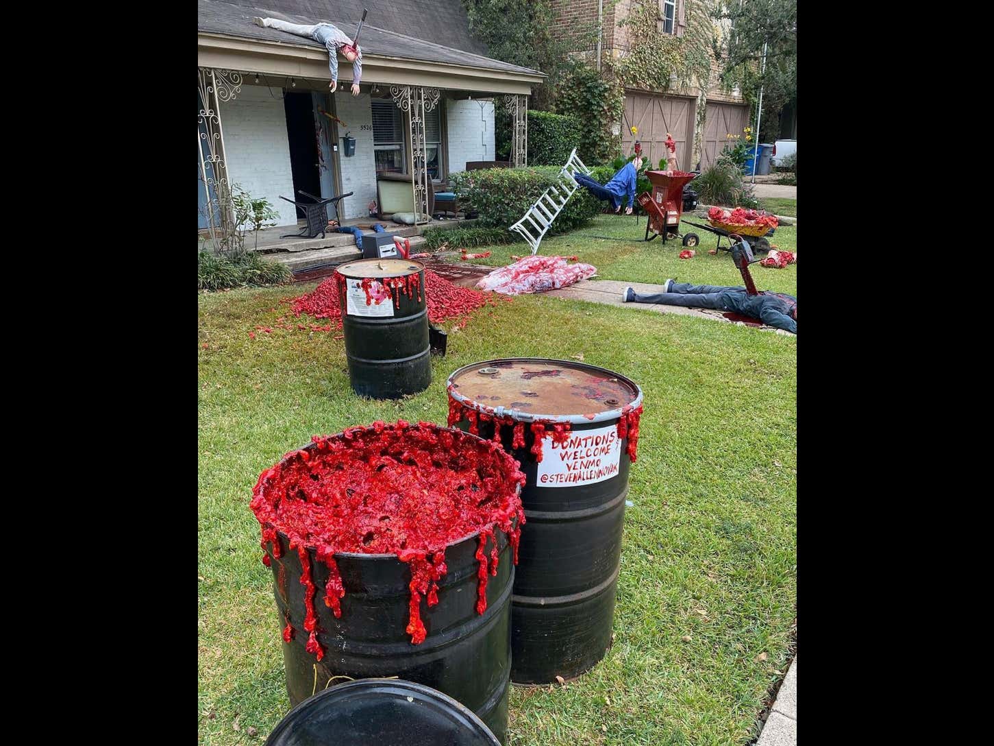 Dallas Man Gets Cops Called On Him Because Halloween Decorations Are