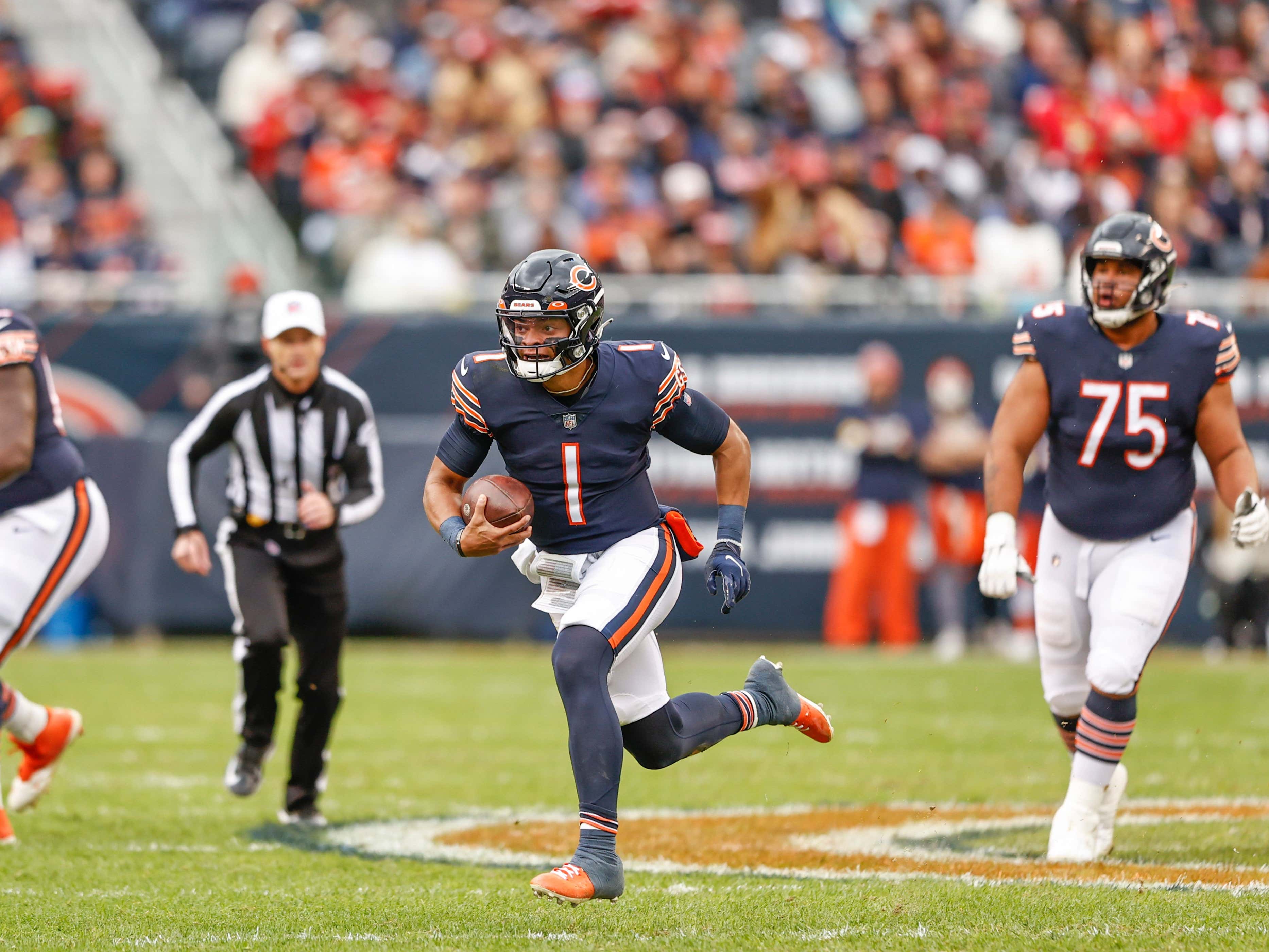 So It Turns Out Justin Fields Is Actually Pretty Good When You FINALLY