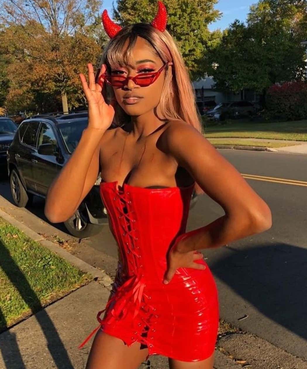 Barstool Smokeshows Halloweekend Round Up_img_18