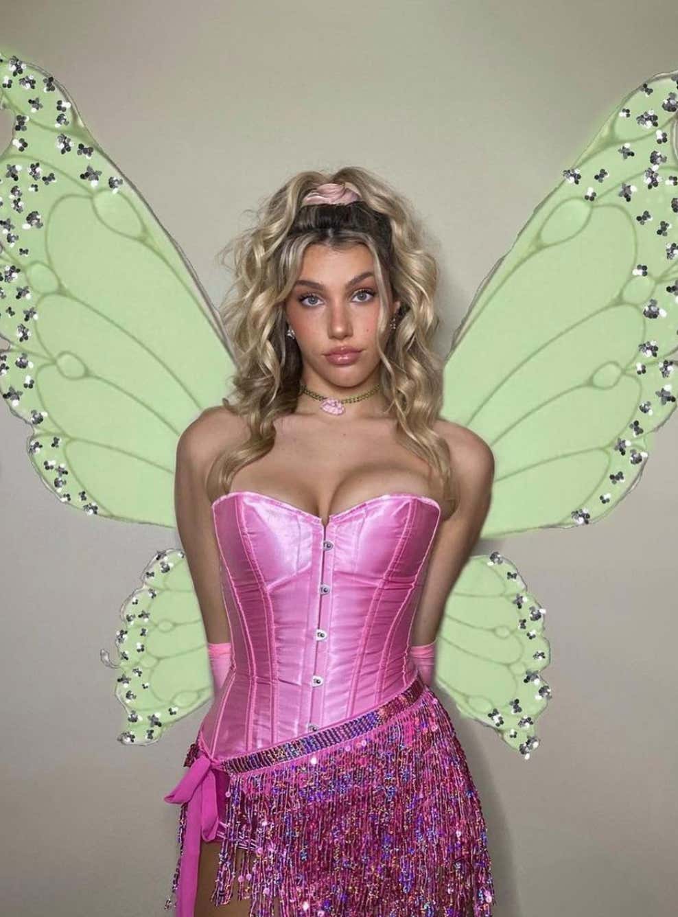 Barstool Smokeshows Halloweekend Round Up_img_10