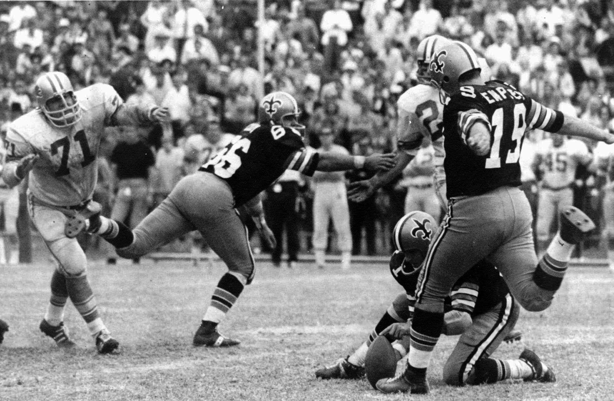 On This Date in Sports November 8, 1970: Tom Dempsey from 63
