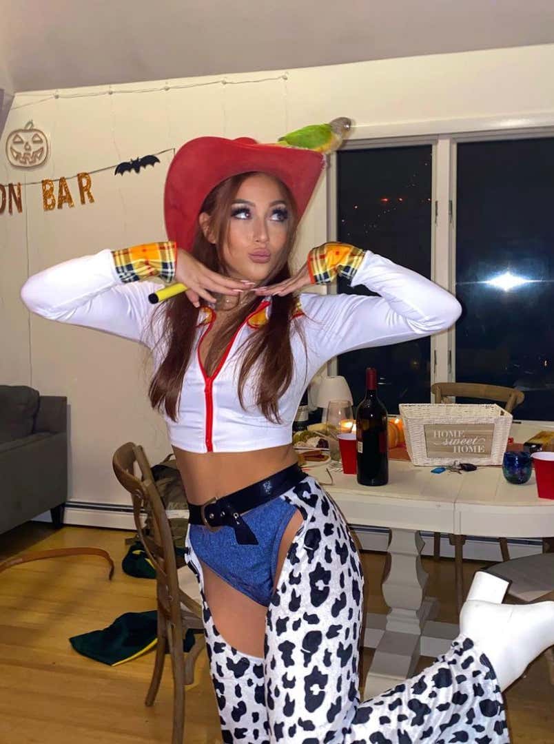 Barstool Local Smokeshow Of The Day - Jess from Rhode Island_img_12