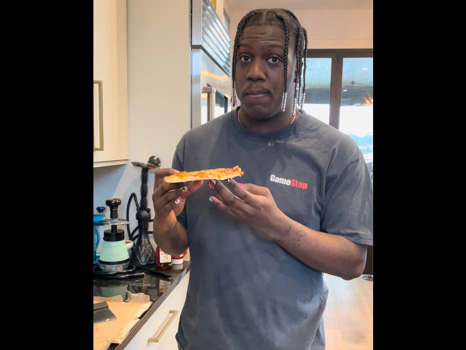 Lil Yachty's Frozen Pizza Review - One Bite Pizza