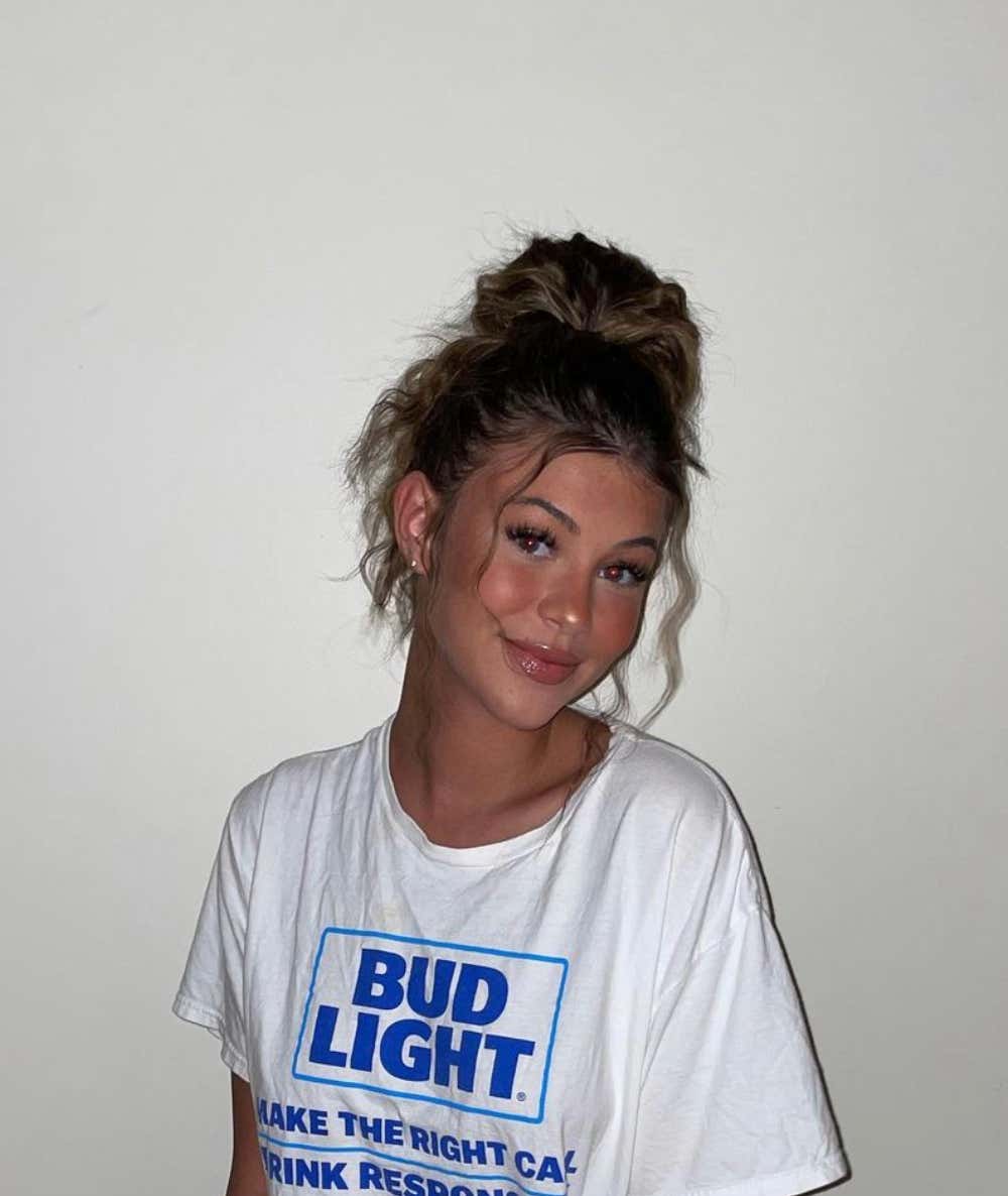 Barstool Local Smokeshow Of The Day - Hannah From Boston_img_2