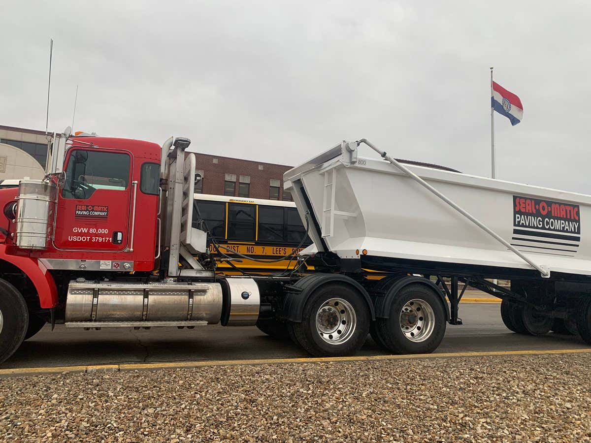 Mizzou Coach Eli Drinkwitz Pulled Up to a High School in a Dump Truck to Recruit a 4-Star Offensive Lineman