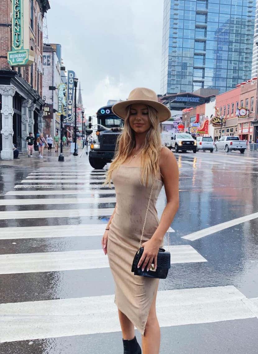 Barstool Local Smokeshow Of The Day - Shannon From Quinnipiac_img_2