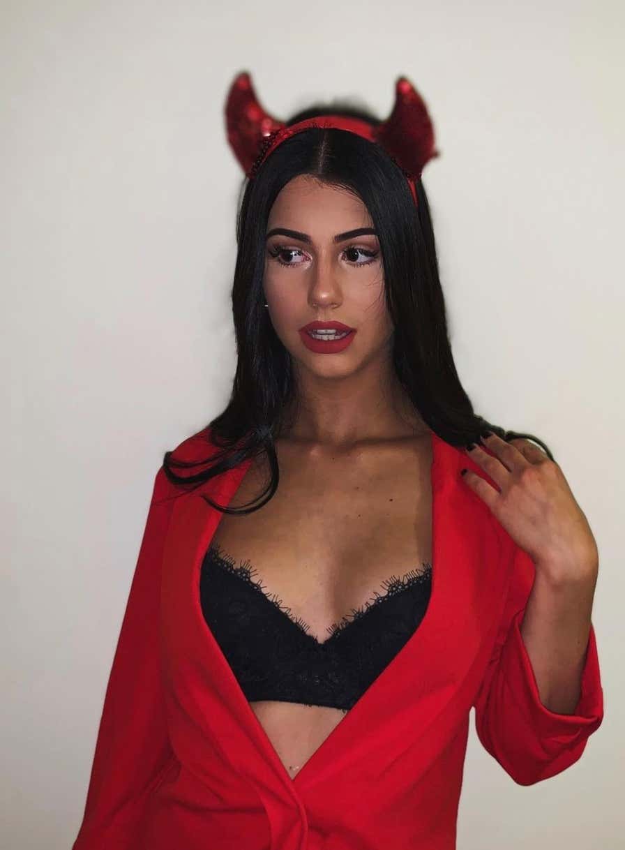 Barstool Local Smokeshow Of The Day - Shannon From Quinnipiac_img_3