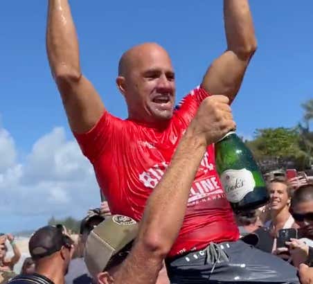Awesome Video Of 50-Year-Old Kelly Slater Being Carried Out Of The Ocean After Winning His EIGHTH Pipeline Title