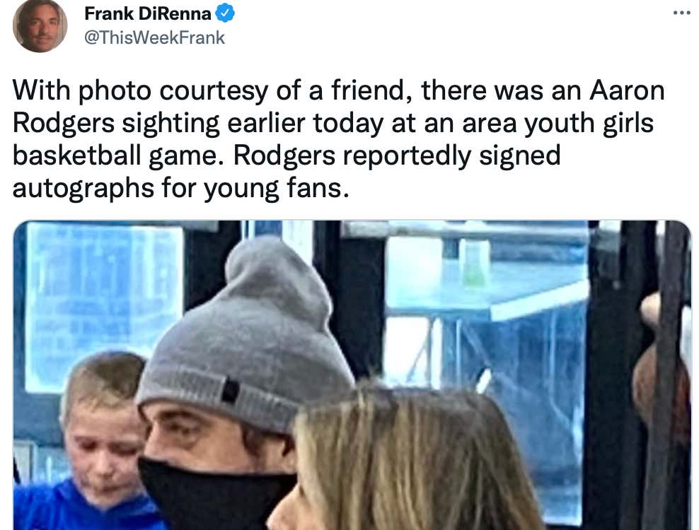 Browns Fans Try To Stay Calm Aaron Rodgers Is Missing The Pro Bowl To