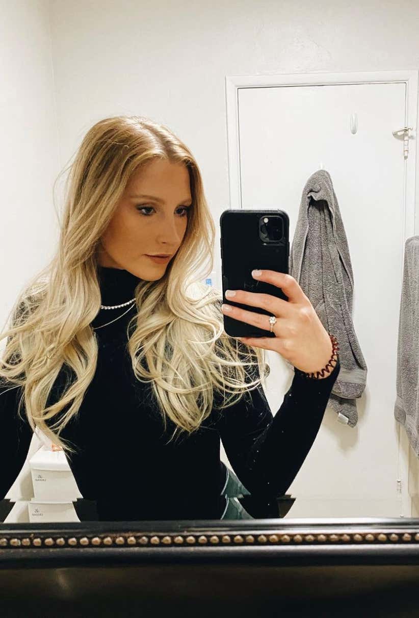 Barstool Local Smokeshow Of The Day - Melanie from UNH_img_9