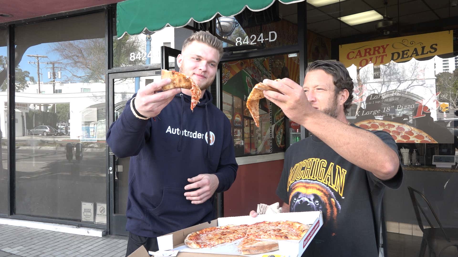 Barstool Pizza Review - Big Mama's & Papa's Pizzeria (West Hollywood, CA) With Aidan Hutchinson