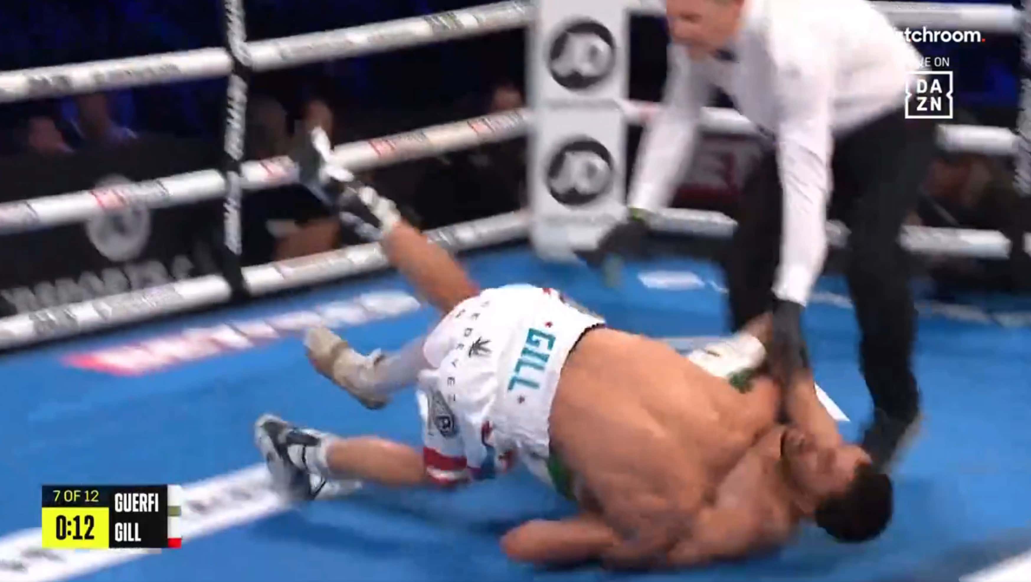 BAH GAWD! Boxer Hits A DDT In The Middle Of A Match