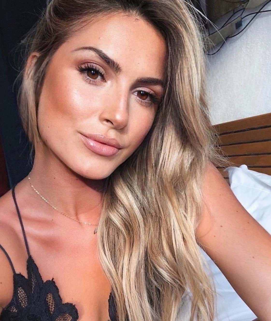 Barstool Local Smokeshow Of The Day - Parris From Connecticut_img_10