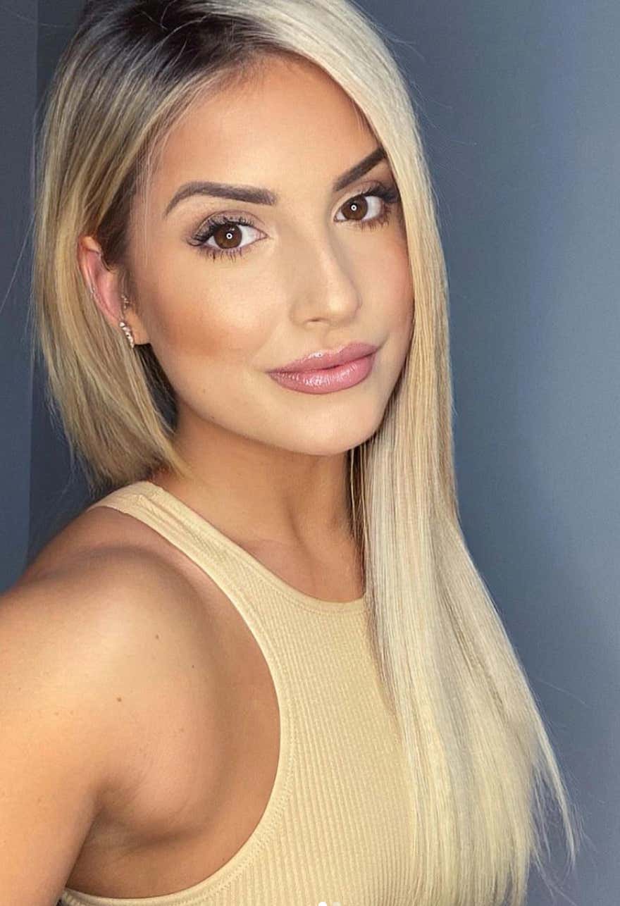 Barstool Local Smokeshow Of The Day - Parris From Connecticut_img_5