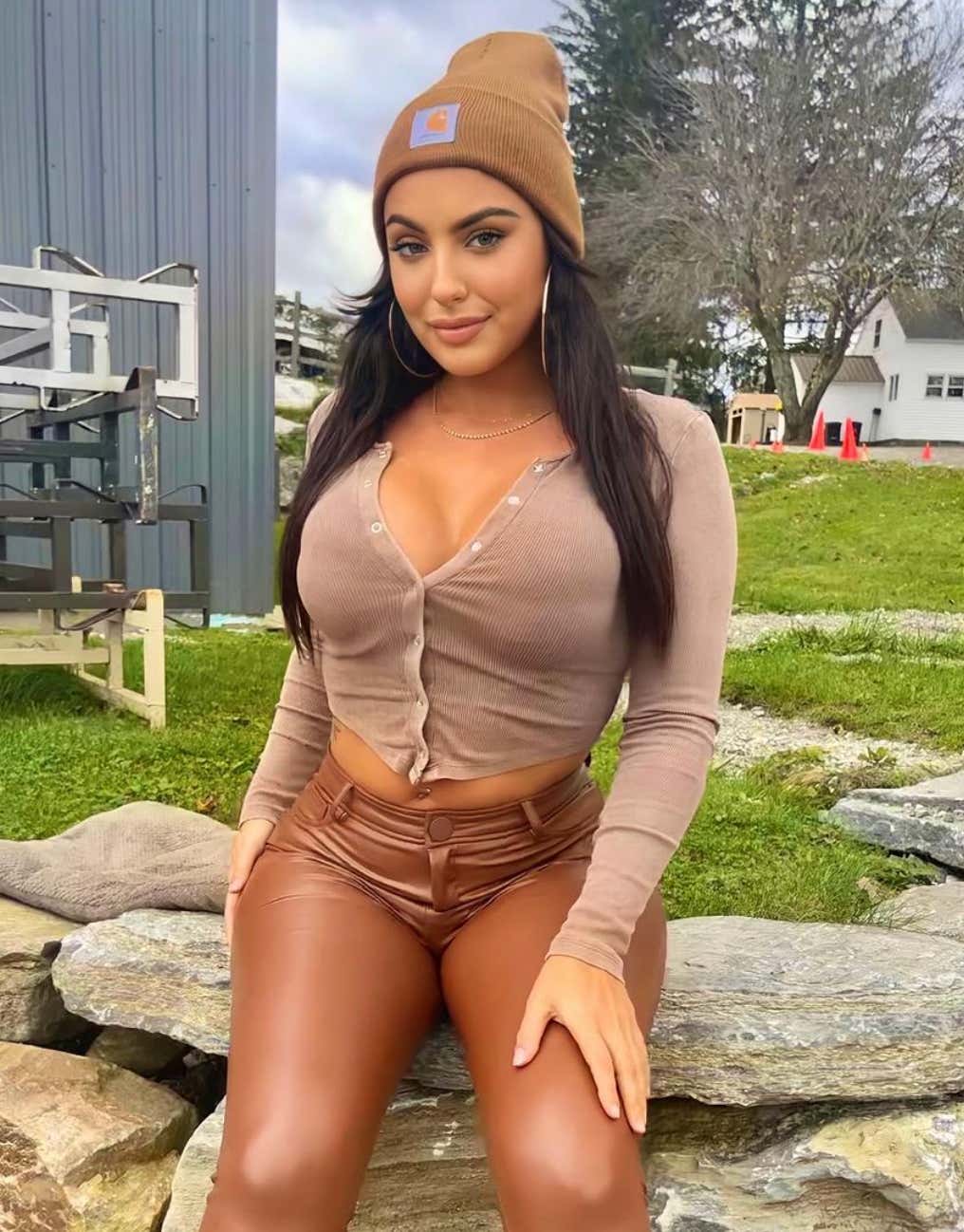 Barstool Local Smokeshow Of The Day - Marisa From Boston_img_13