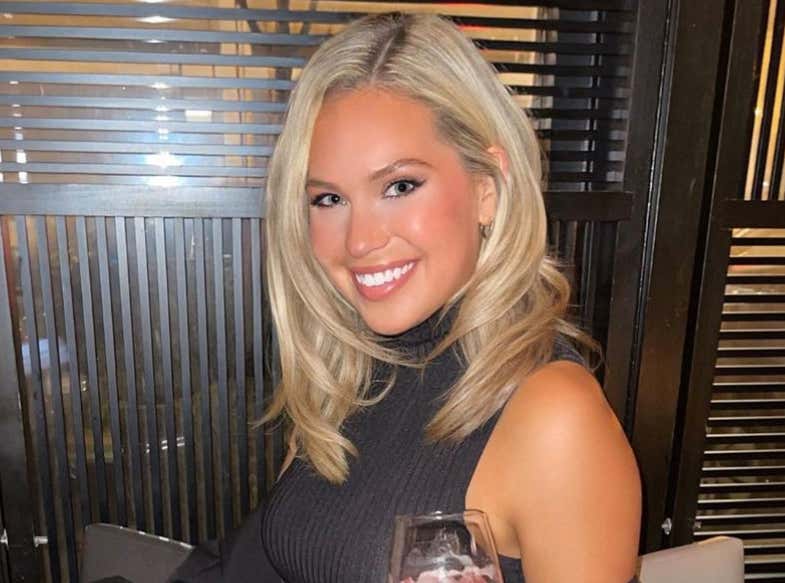 Barstool Chicago's Local Smokeshow Of The Day Brooke Barstool Sports