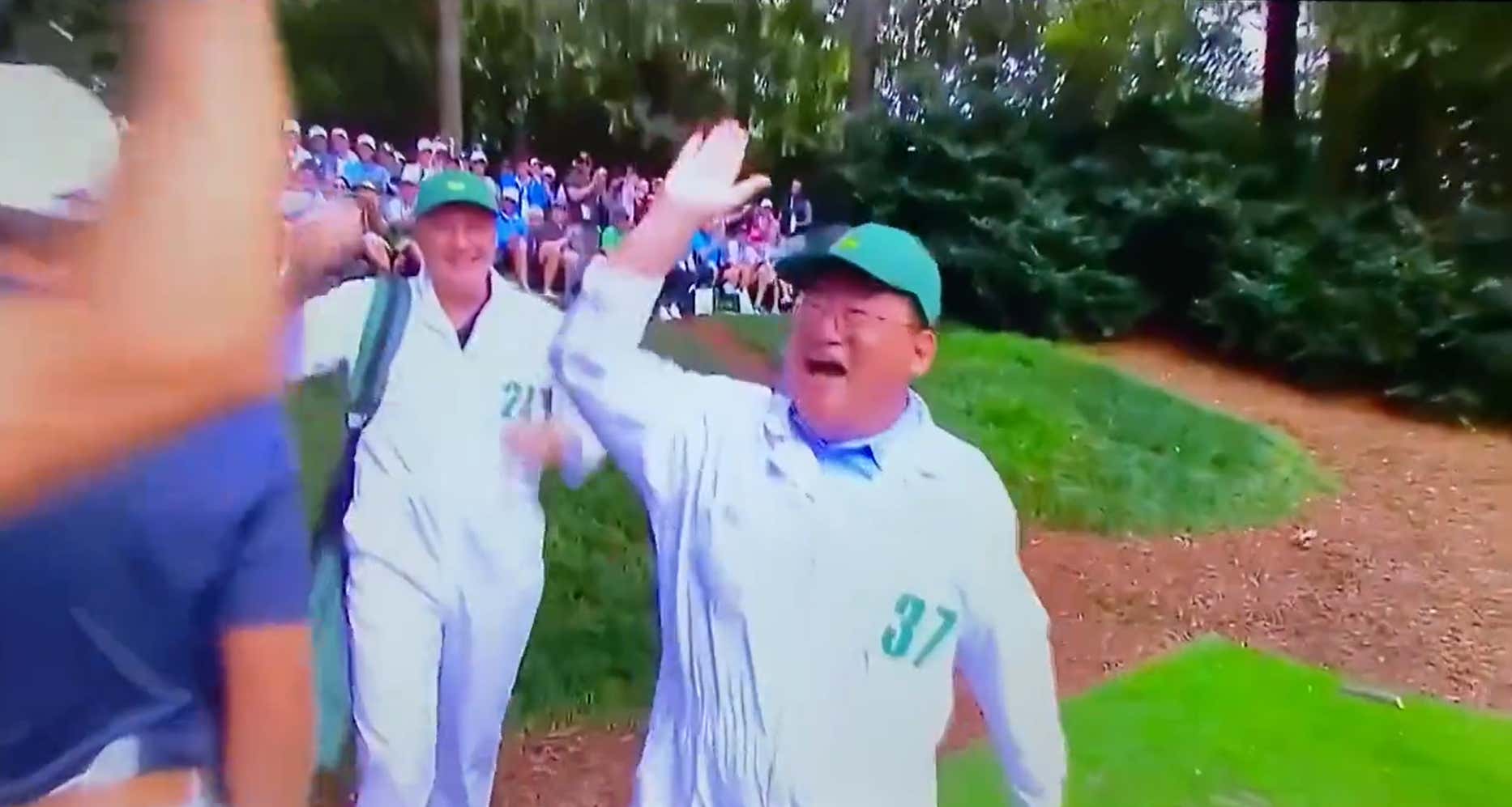 Sungjae Im's Father Was An Electric Factory At Yesterday's Par 3 Tournament