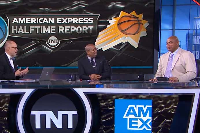 Charles Barkley Proved That It Doesn't Matter How Rich You Are, Your Pals Will Clown You For Looking Stupid If You Can't Tie A Tie