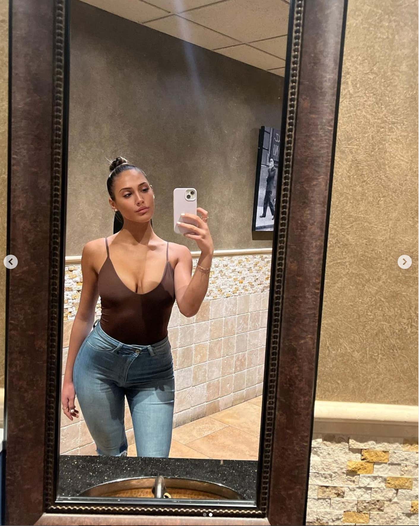 Barstool Monday Smokeshow of the Day — @bellakeuch Barstool Sports