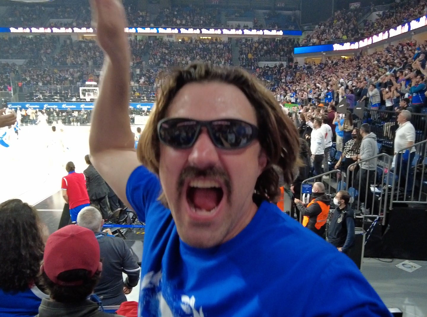 MY FIRST EUROLEAGUE BASKETBALL GAME WAS INTENSE!