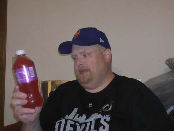 Tank's Taste Test Welch's Sparkling Fruit Punch Soda