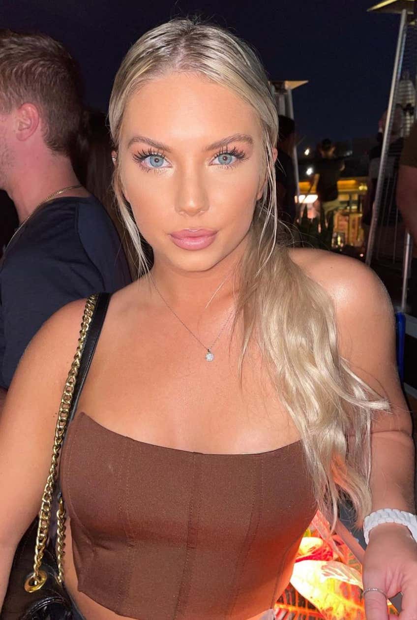 Barstool Local Smokeshow Of The Day - Rachel From Massachusetts_img_9