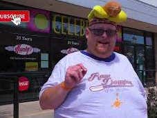 Raw Dogging at Hunky's Old Fashioned Hamburgers (Dallas, TX)
