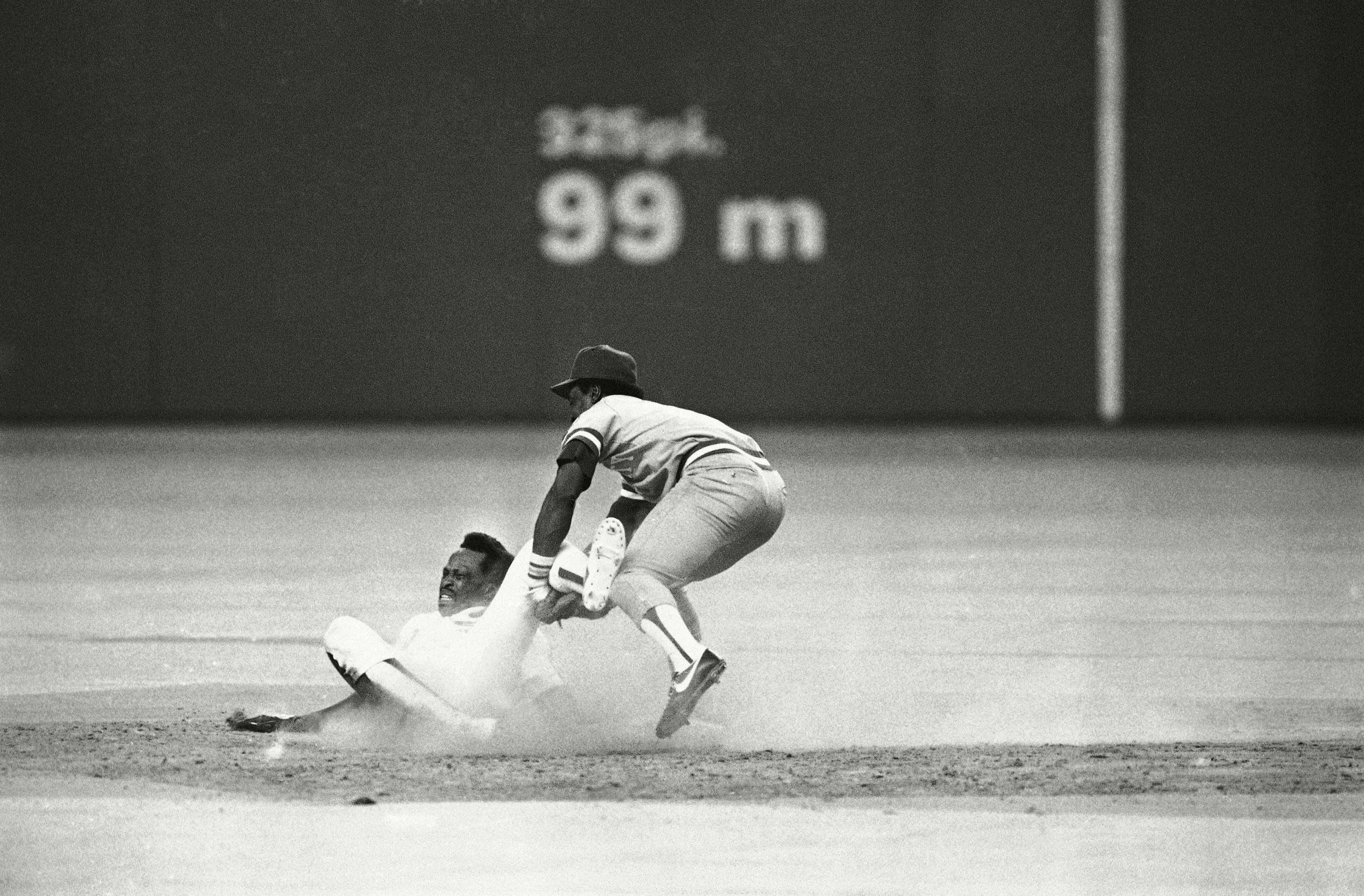 On This Date in Sports July 13, 1982: Match Des Etoiles