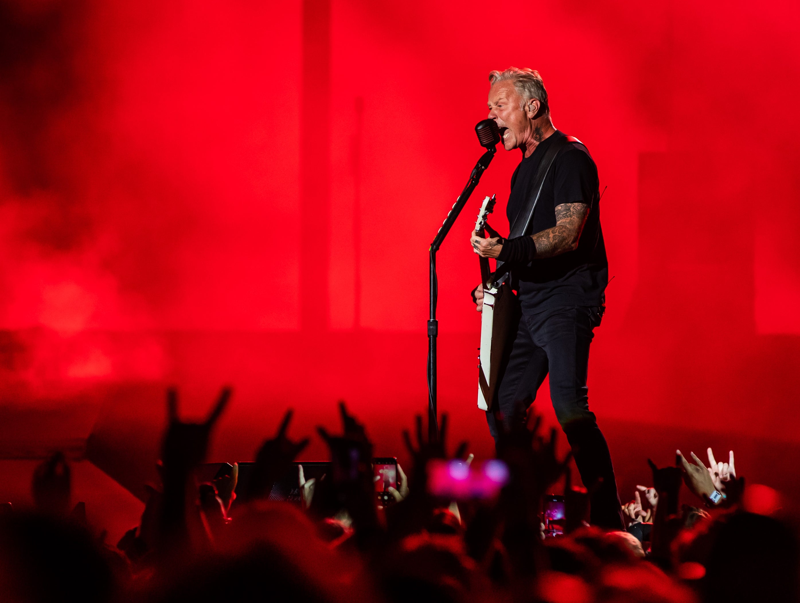 Enter Baby: Metal Mom Gives Birth In Middle Of Metallica Concert