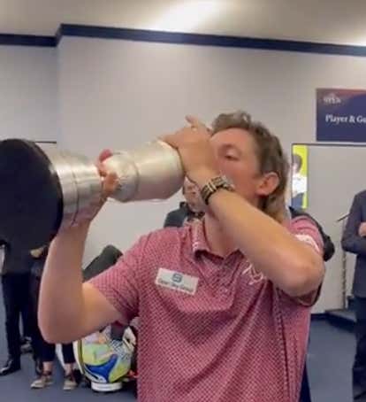 Research: Cameron Smith Chugs Out Of The Claret Jug, Gives Us The Answer To Exactly How Many Beers Fit In It