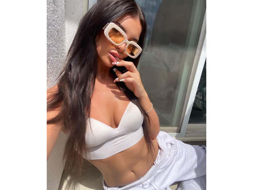 Barstool Monday Smokeshow — @arianapopp