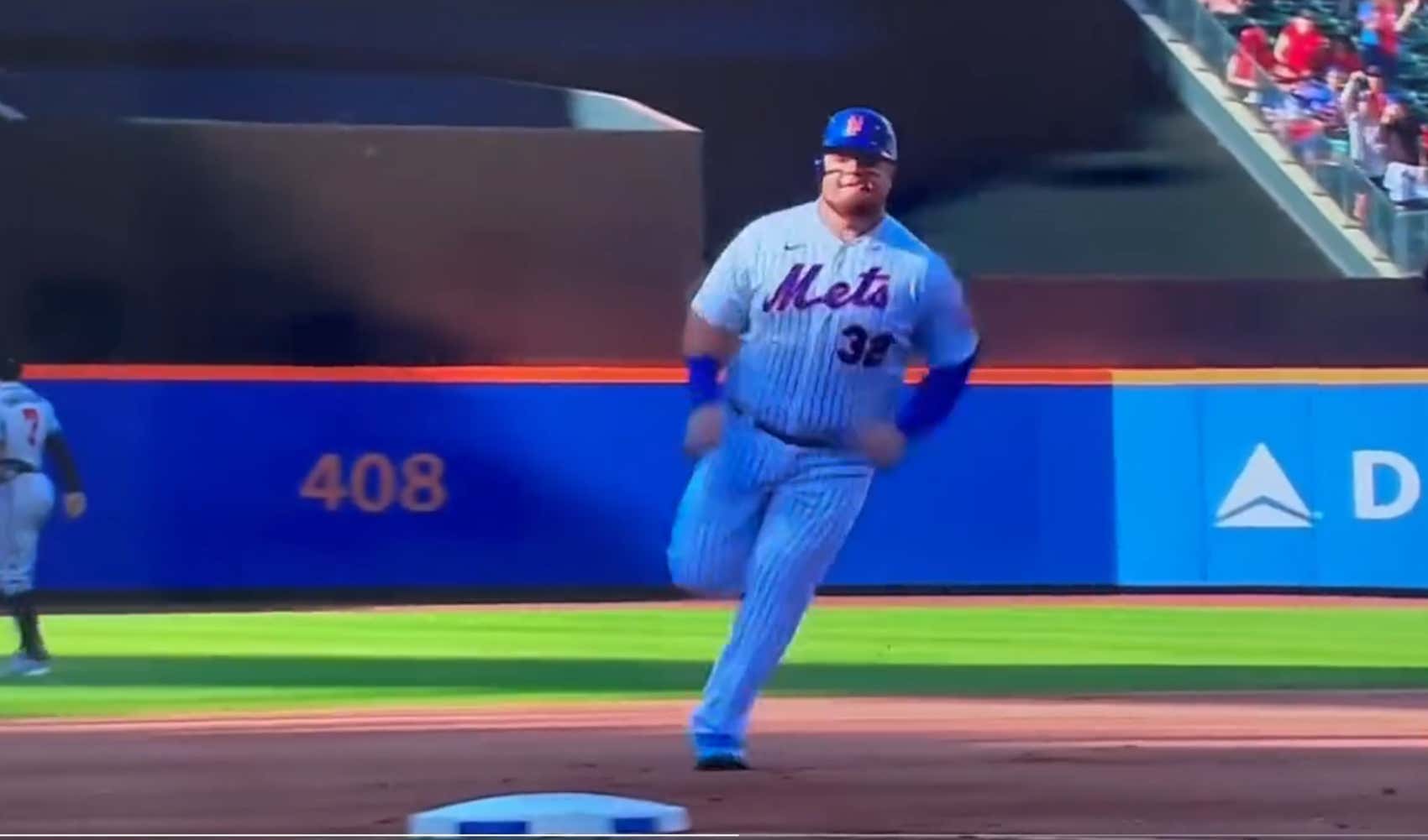 THE VOGELBUS IS ON THE LOOSE!!!