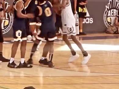 Foxhole Guy: NBA Player Brandon Goodwin Throws A Punch (Misses Terribly) At A Former Nuggets Teammate During A Pro-Am
