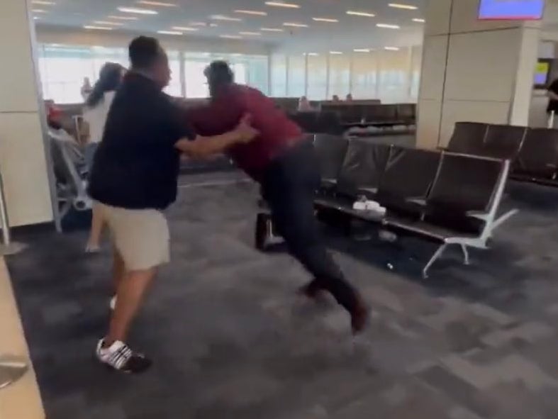 You’re Never Gonna Believe It But There Was Another Viral Airport Fight Video This Weekend And It’s From A Spirit Airlines Terminal In Dallas