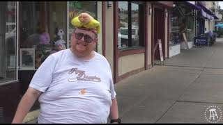 Raw Dogging at Holsten's