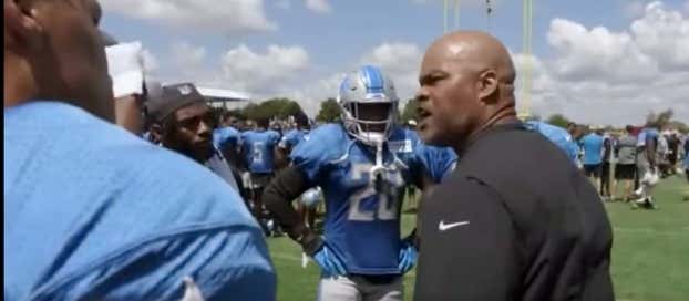 Ultimate Football Guy Duce Staley Fights Through Shredded Vocal Cords To Chew Out Lions Players In All-Time 'Hard Knocks' Moment