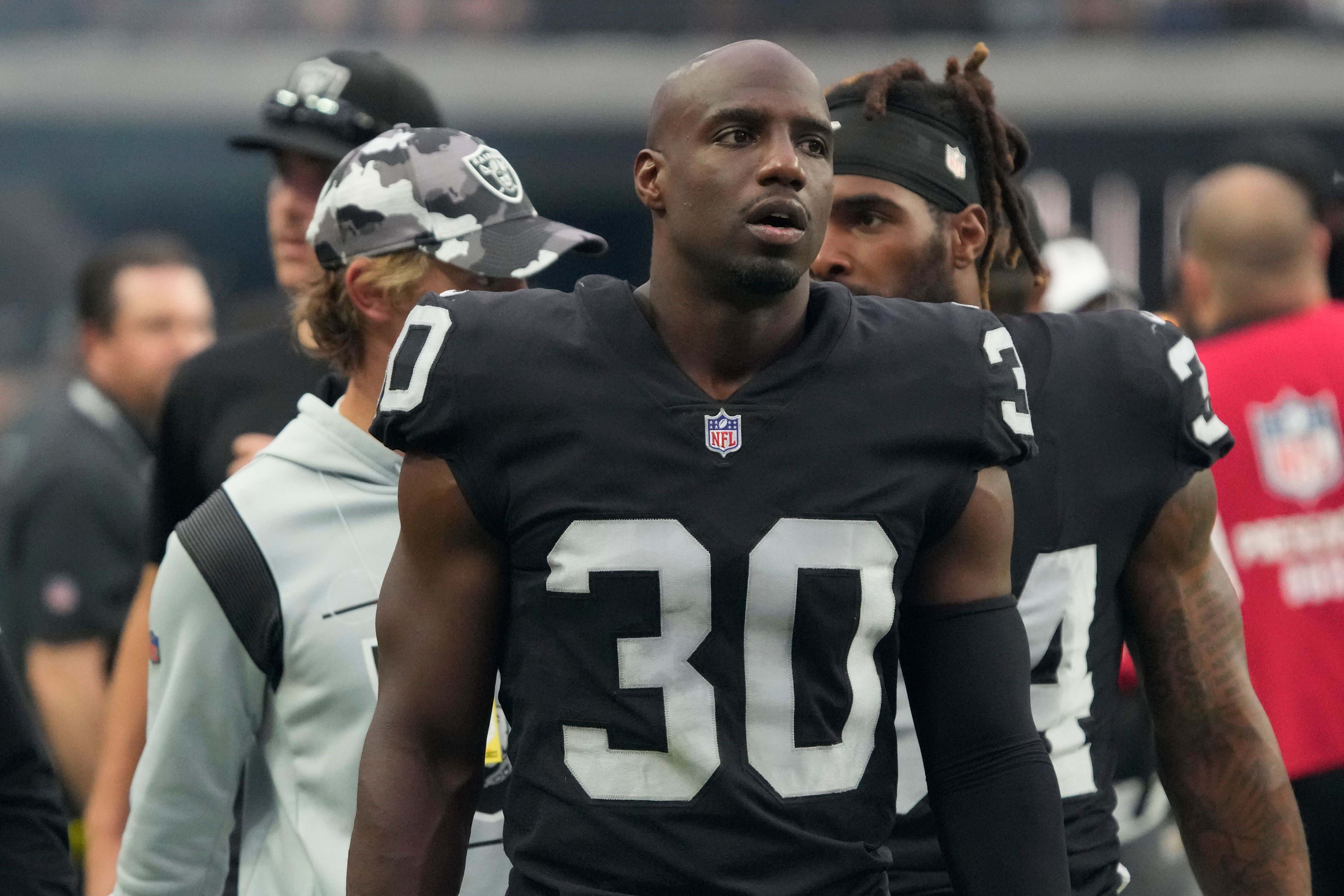 Raiders Duron Harmon Explains There's a Lot to Like About the Patriots New Offense