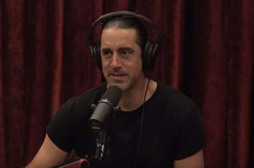 Aaron Rodgers Goes Scorched Earth on the NFL's Covid Response to Joe Rogan