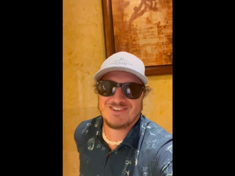 LIVE FROM THE BIDET IN LAKE CHARLES LOUSIANA Barstool Sports