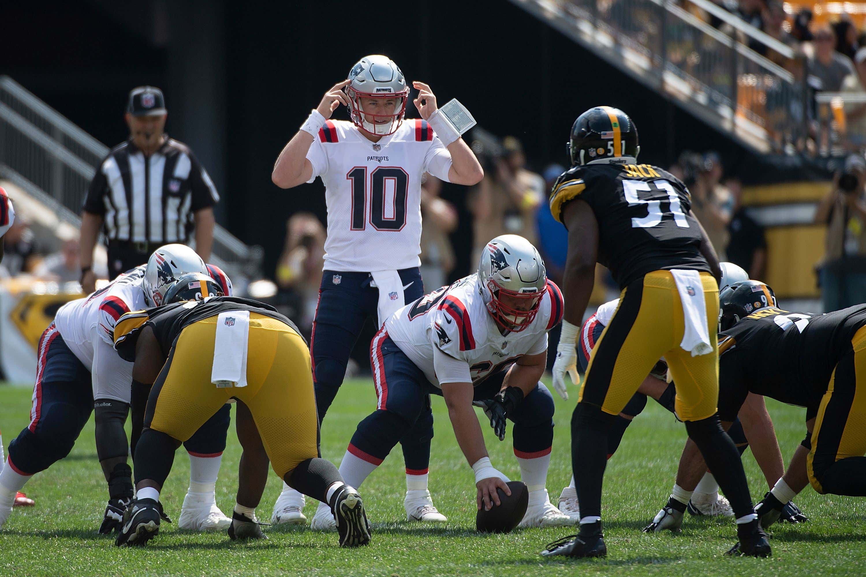 After a Whole Offseason of Talk About a New Patriots Offense, it Looks Like They've Gone Back to the Old One