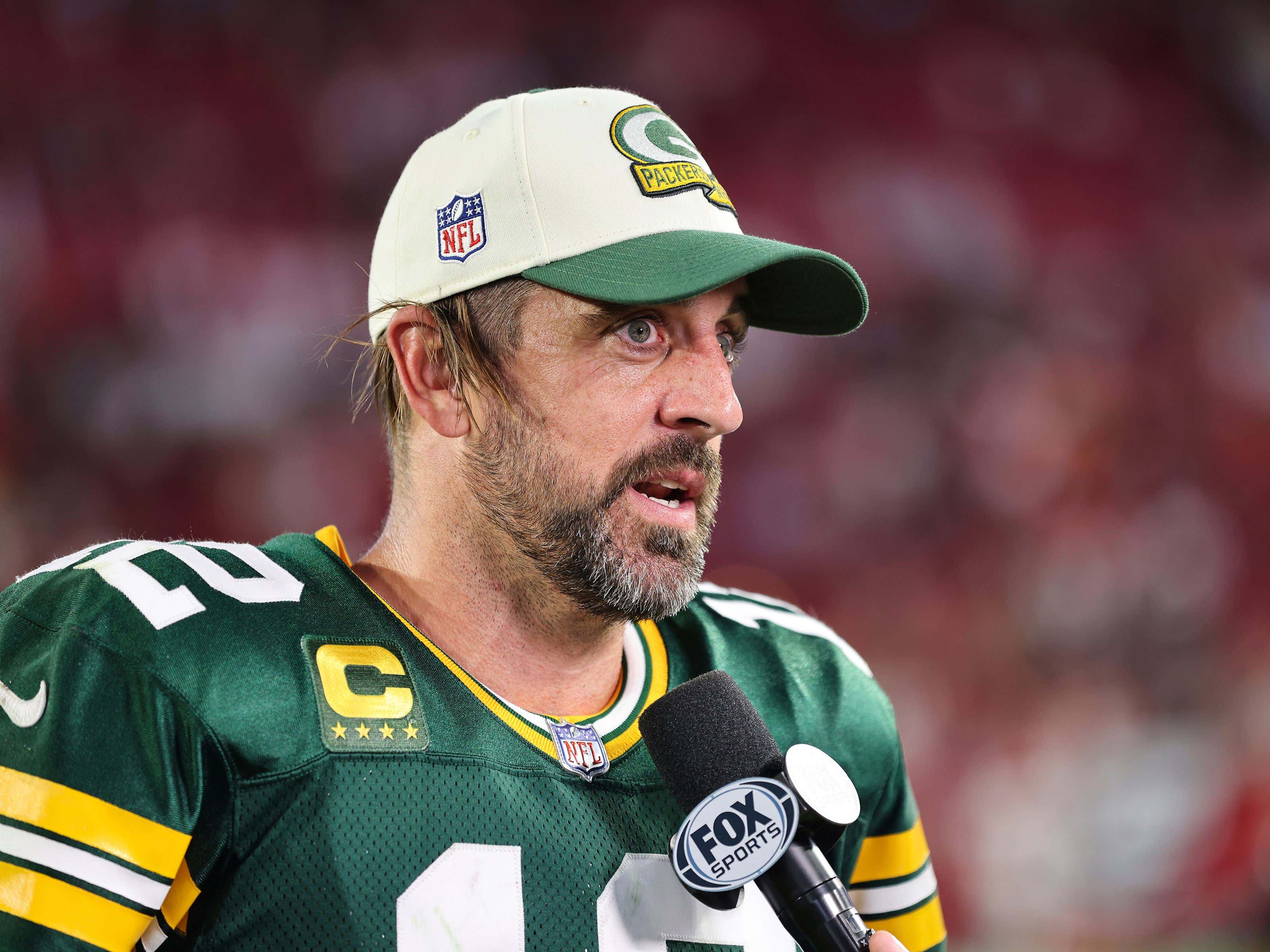 Aaron Rodgers Airs Out Buccaneers Jumbotron Operator In Post-Game Interview,  Claims The Bucs Showed Something That Gave Him An Advantage | Barstool  Sports